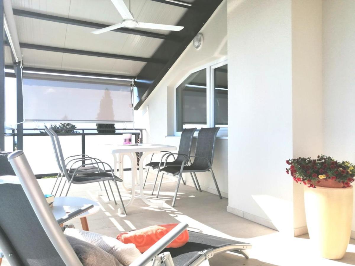 Lovely Sea View House In Malinska Island Krk Luaran gambar