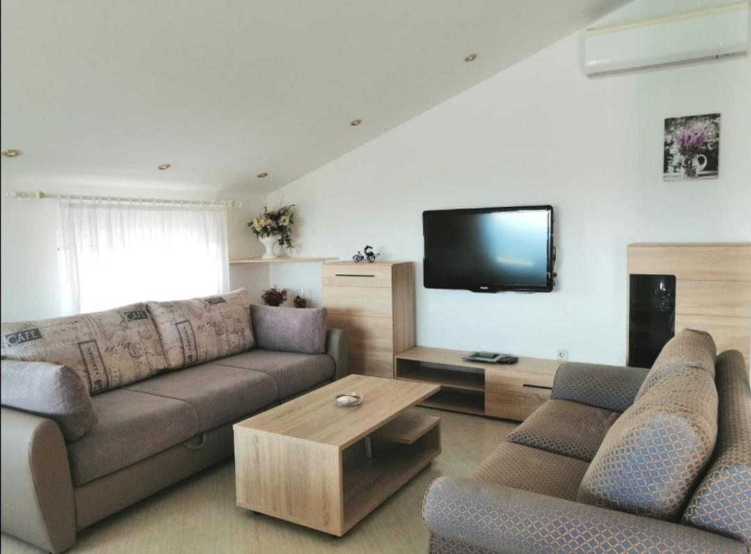Lovely Sea View House In Malinska Island Krk Luaran gambar