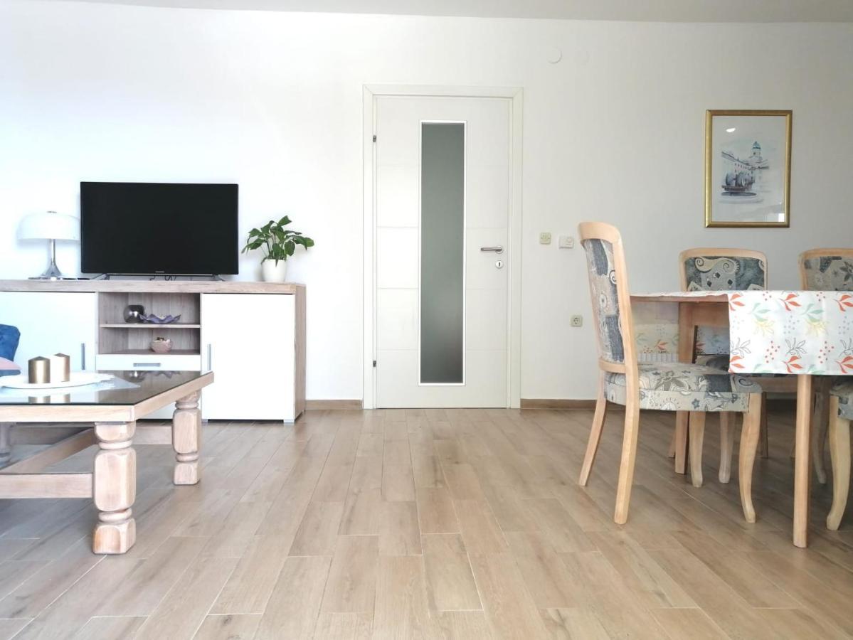 Lovely Sea View House In Malinska Island Krk Luaran gambar